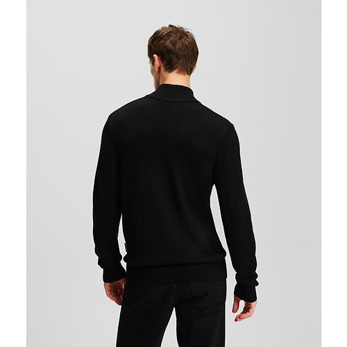 HALF ZIP TURTLENECK