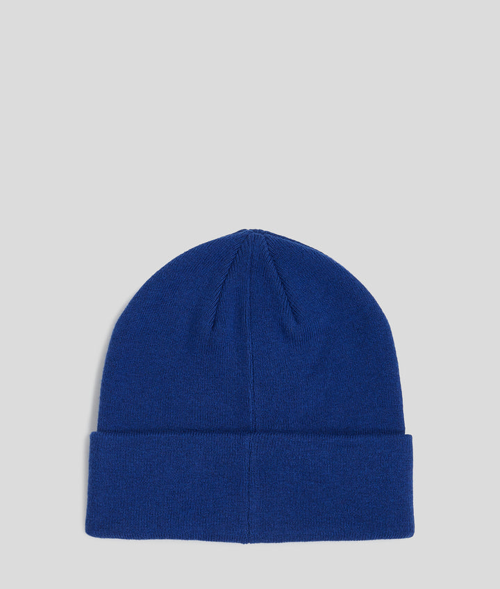 ELONGATED LOGO BEANIE