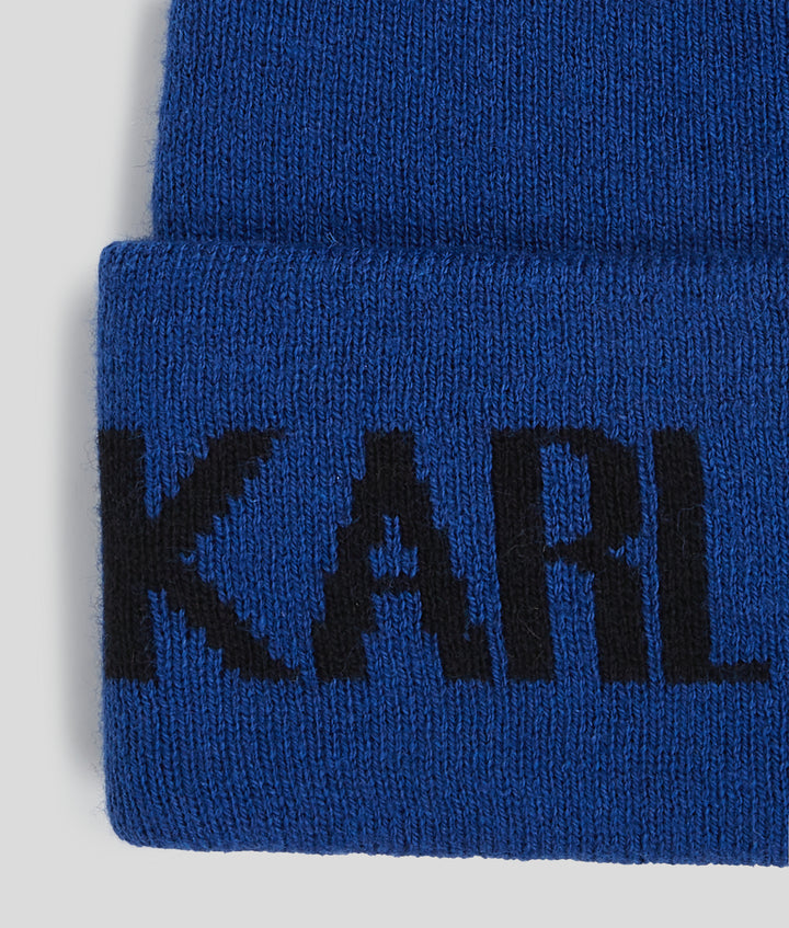 ELONGATED LOGO BEANIE