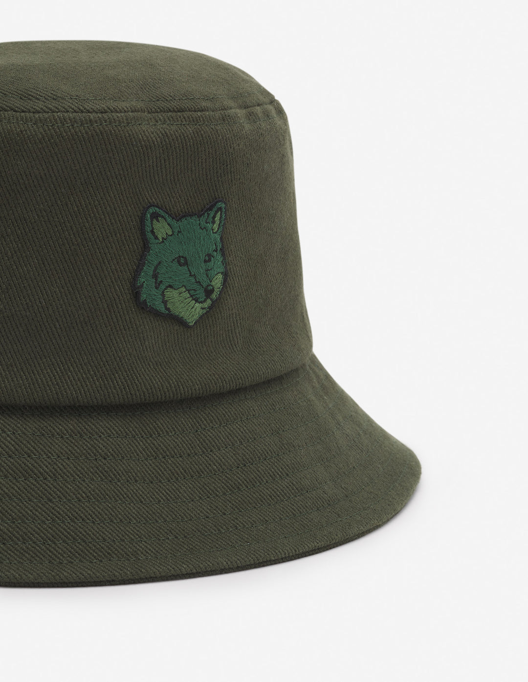 BOLD FOX HEAD BUCKET HAT